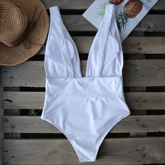 Plunge Open Back Deep V White Swimsuit - Picture 4 of 7